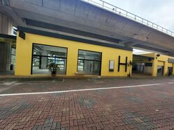 Tradehub 21 (D22), Retail #478688631